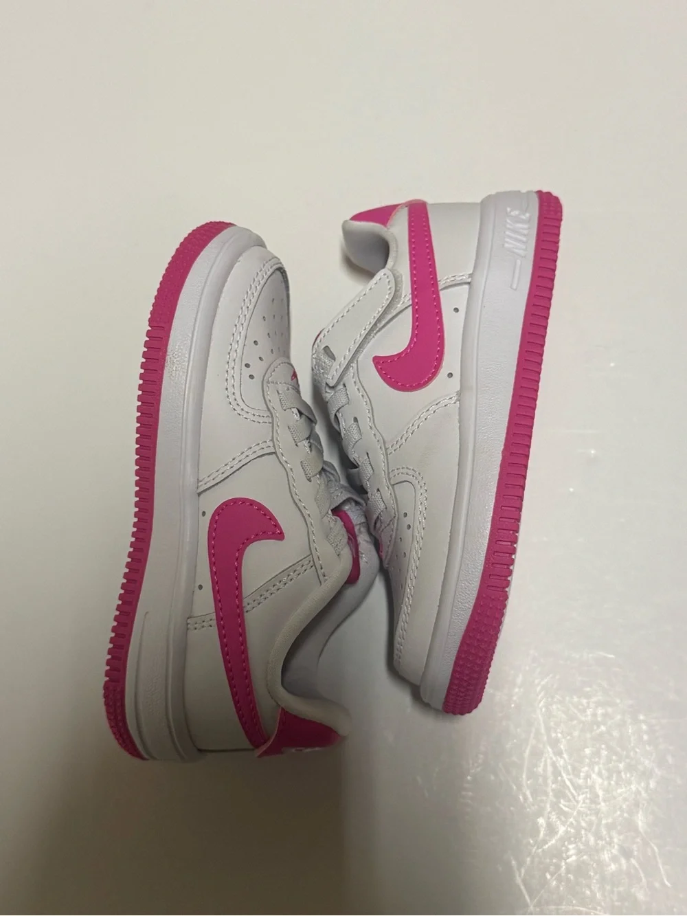 Little Kid's Nike Force 1 Low EasyOn White/Laser Fuchsia (FN0237 102) 8C NWOB